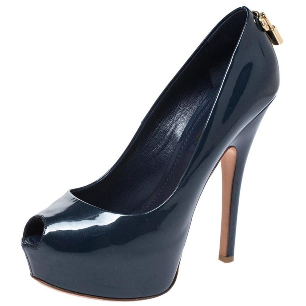 Louis Vuitton “Oh Really” pumps Size 7US / 37